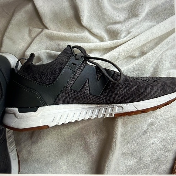 New Balance 247 Running Shoes - Picture 7 of 10